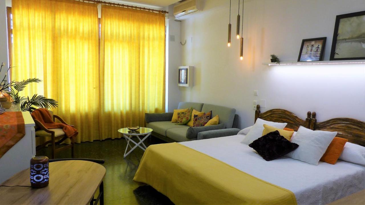 Estudio Con Encanto En La Carihuela Torremolinos Luaran gambar